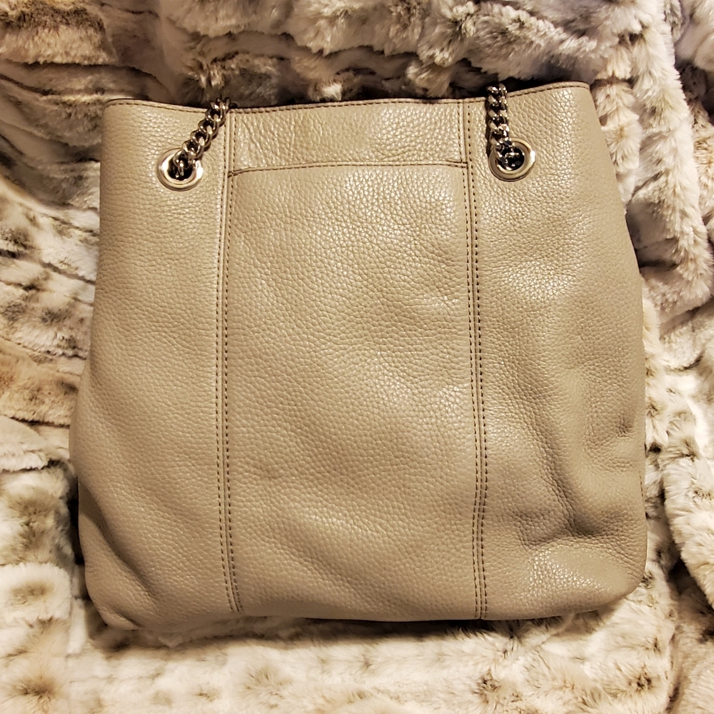Michael Kors purse - Picture 2 of 3